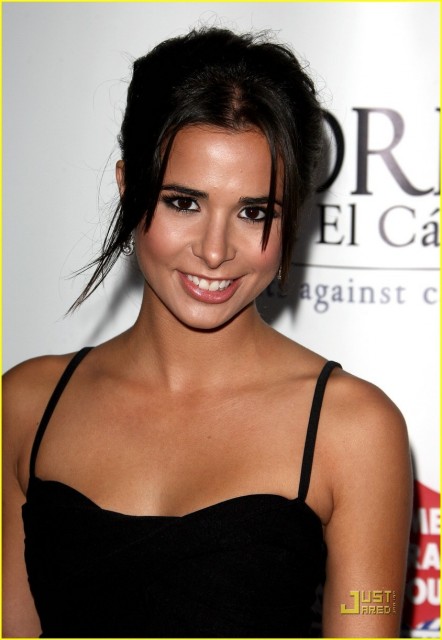 Josie Loren fotoğrafı
