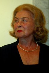 Nina Andrycz fotoğrafı