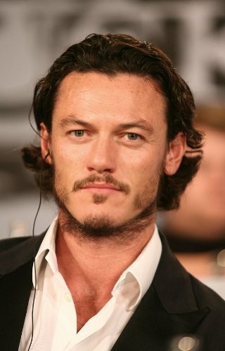 Luke Evans Fotoğrafı