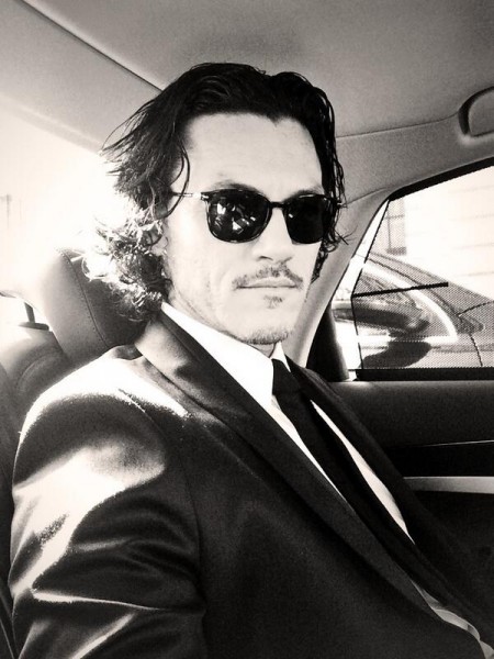 Luke Evans Fotoğrafı