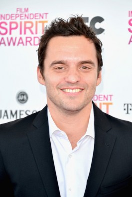 Jake Johnson Fotoğrafı