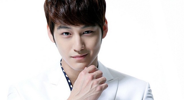 Kim Bum Fotoğrafı