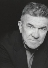 Jack O'Connell (i) fotoğrafı