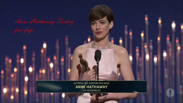 Anne Hathaway Fotoğrafı