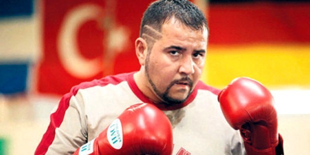 Ata Demirer fotoğrafı