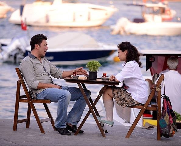 Hande Doğandemir Fotoğrafı