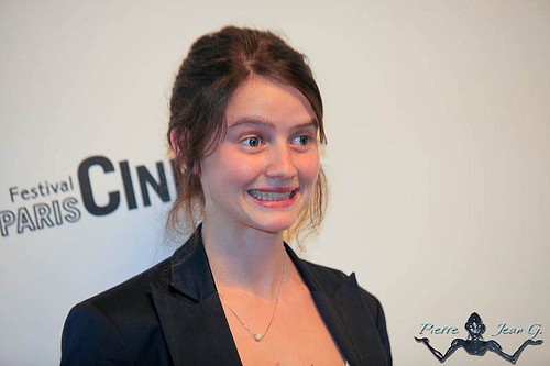 Pauline Etienne Fotoğrafı