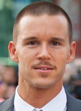 Ryan Kwanten fotoğrafı