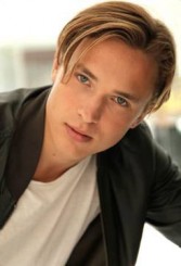 William Moseley Fotoğrafı