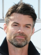 Daniel Gillies fotoğrafı