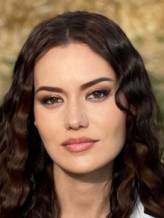 Fahriye Evcen fotoğrafı