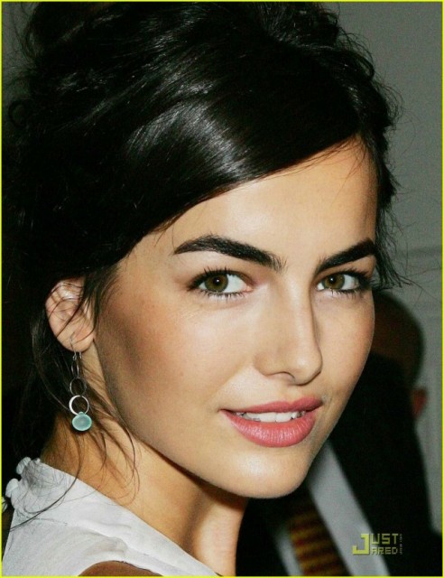 Camilla Belle fotoğrafı