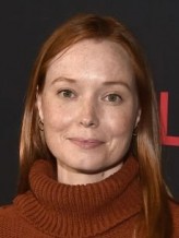 Samantha Sloyan fotoğrafı