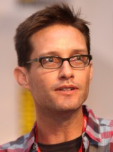 Mike Barker fotoğrafı