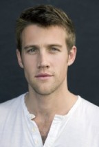 Nico Evers-Swindell Fotoğrafı