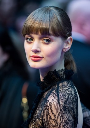 Bella Heathcote Fotoğrafı