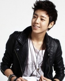 Lee Hyun-woo Fotoğrafı