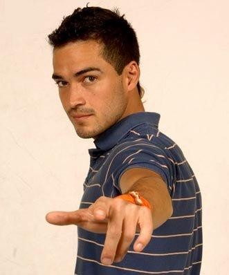 Alfonso Herrera Fotoğrafı