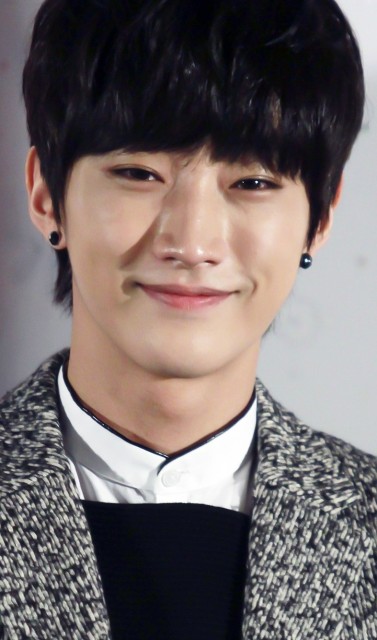 Jung Jin-young (ii) Fotoğrafı