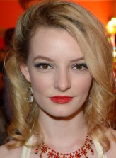 Dakota Blue Richards fotoğrafı