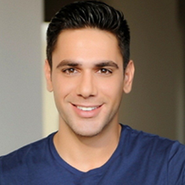 Kadir Doğulu Fotoğrafı