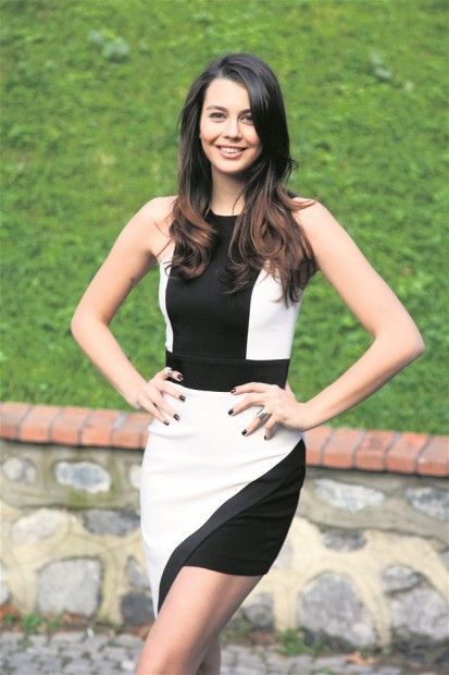 Sezgi Sena Akay Fotoğrafı