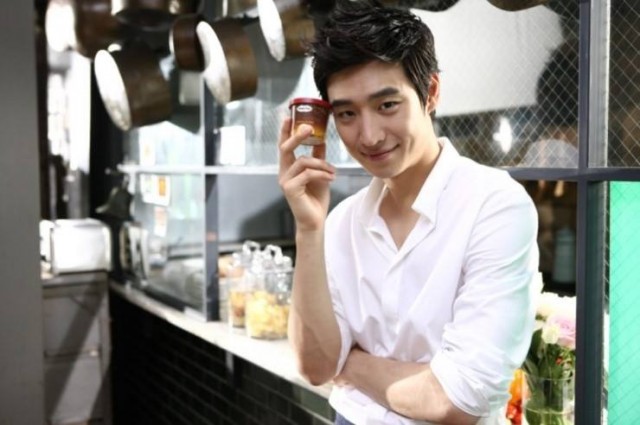 Lee Je-hoon Fotoğrafı