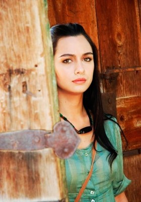 Birce Akalay Fotoğrafı