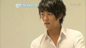 Yoon Si Yoon Fotoğrafı