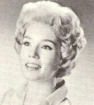 Darlene Gillespie fotoğrafı