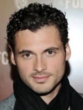 Adan Canto fotoğrafı