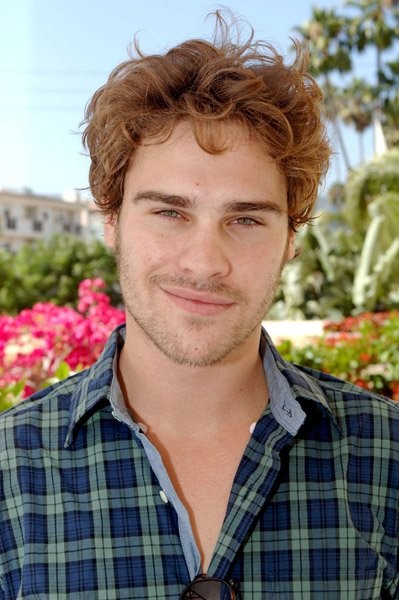Grey Damon Fotoğrafı
