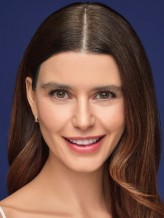 Beren Saat fotoğrafı