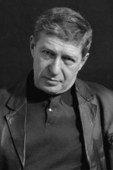 Yakov Segel fotoğrafı