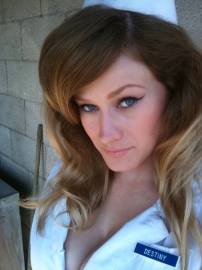 Olivia Taylor Dudley Fotoğrafı