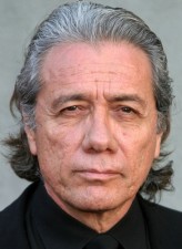 Edward James Olmos fotoğrafı