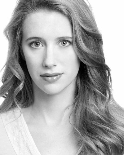 Lily Brown Fotoğrafı