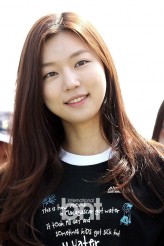 Ha Yeon-joo fotoğrafı