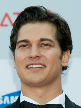 Çağatay Ulusoy fotoğrafı