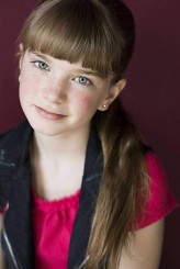 Summer H. Howell fotoğrafı