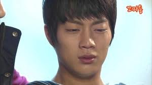 Yoon Doo-joon Fotoğrafı