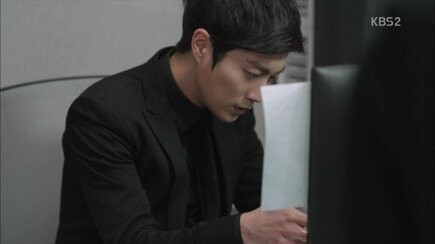 Yoon Doo-joon Fotoğrafı