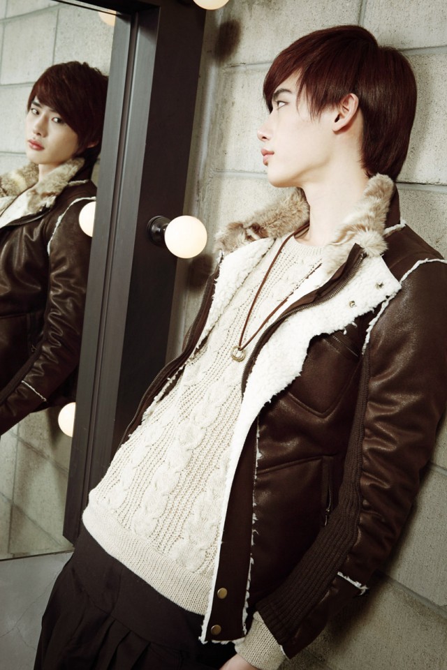 Lee Jong-suk Fotoğrafı