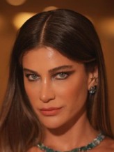 Berrak Tüzünataç fotoğrafı