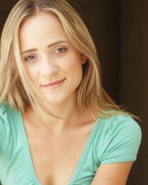 Rachel Riley fotoğrafı