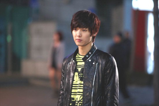 Kang Min-hyuk Fotoğrafı