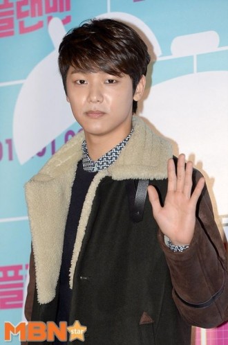 Kang Min-hyuk Fotoğrafı