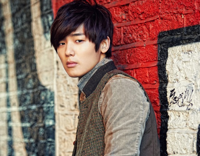 Kang Min-hyuk Fotoğrafı