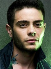 Rüzgar Erkoçlar fotoğrafı