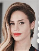 Büşra Pekin fotoğrafı